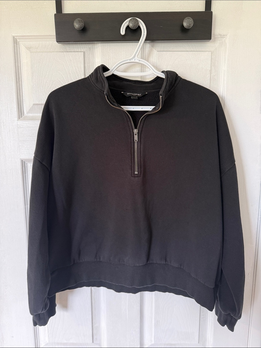 Banana Republic Black Zip-Neck Pullover Sweater P25 L21 S16